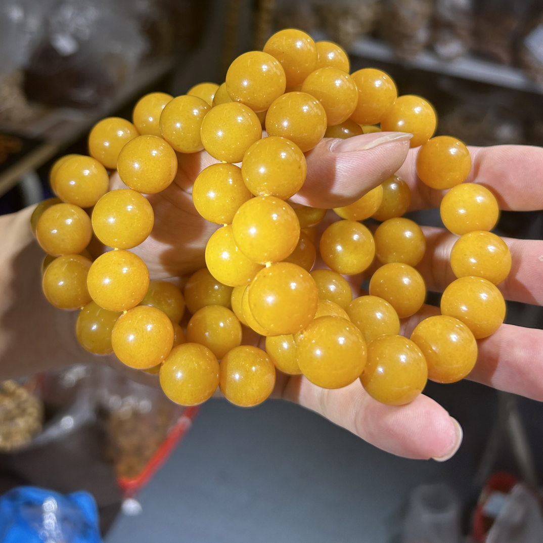 14帝王黄手串多样性发其一