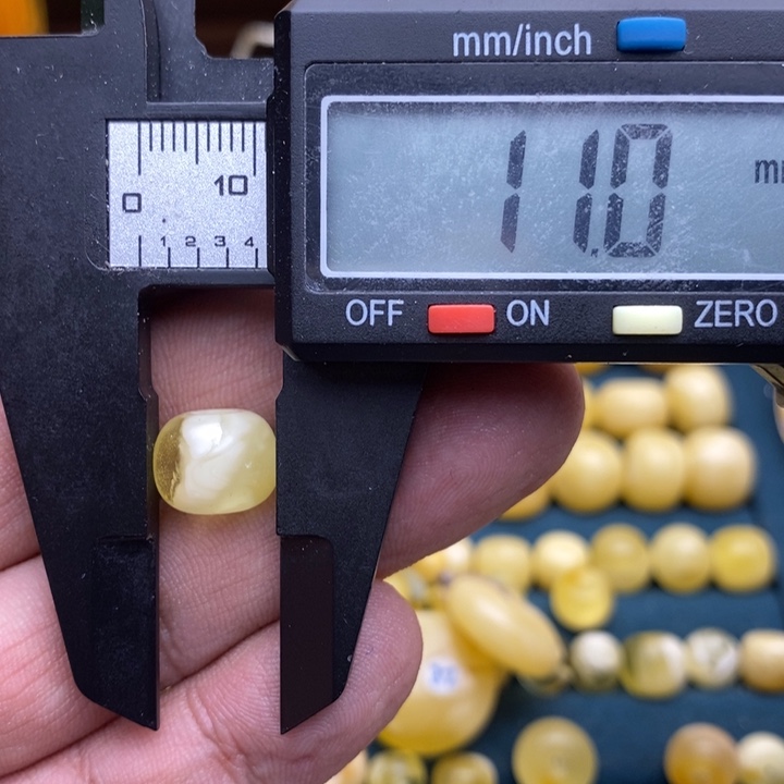 G***a裸石琥珀未镶嵌18号11*8.7喇叭口