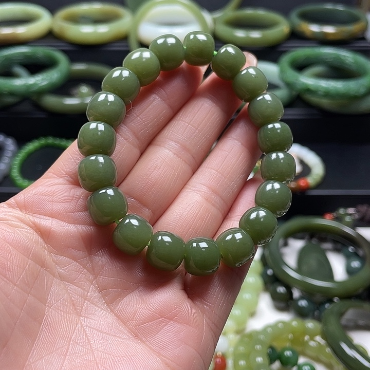 和田玉未镶嵌手链