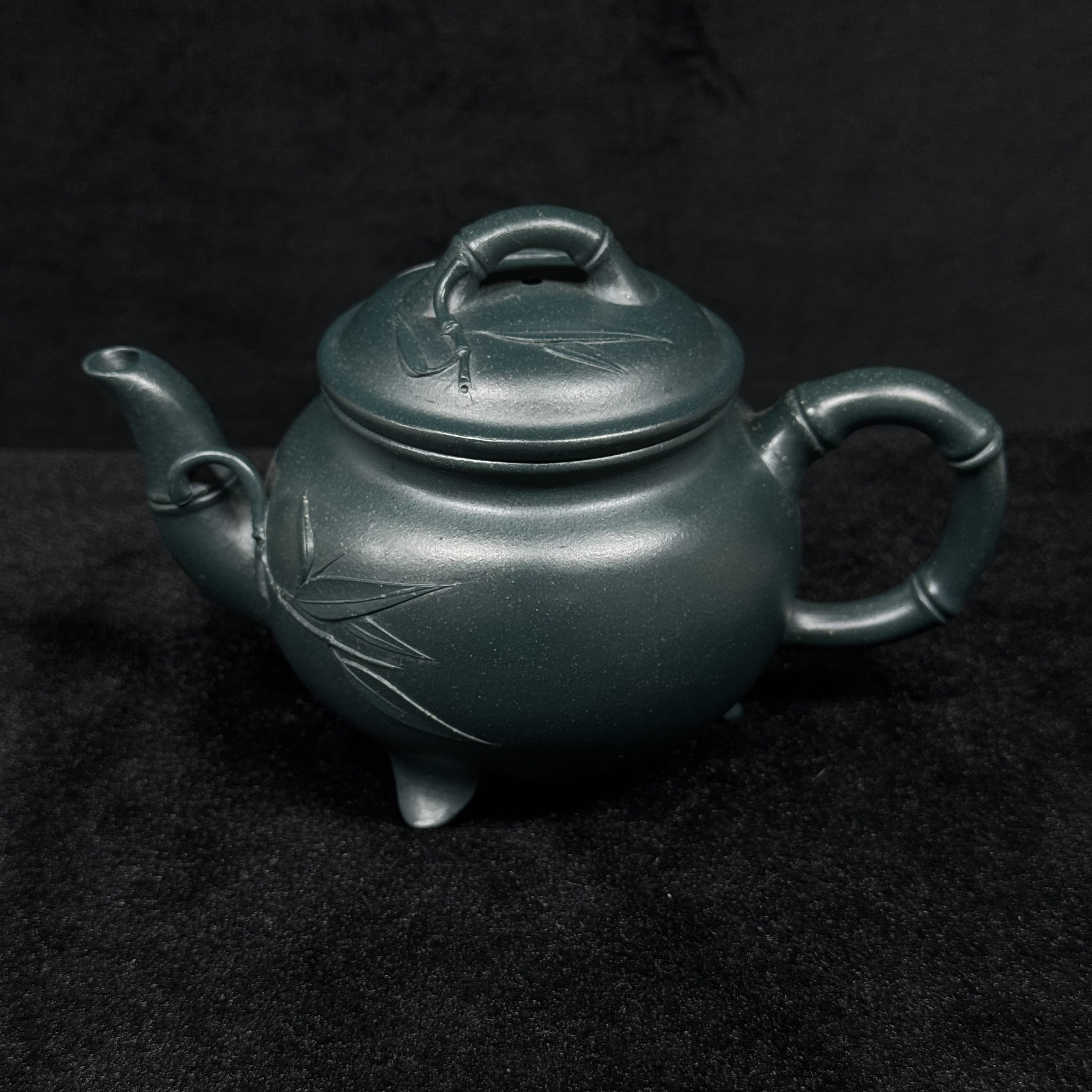 5/H1228087/罗俊飞/紫砂壶岁寒三友/绿泥