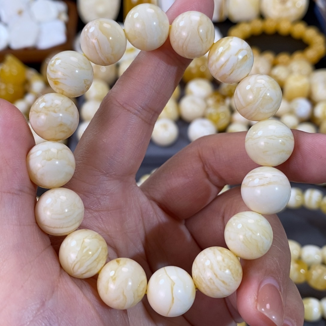 蜜蜡手串未镶嵌12.5mm+瓷白浓蜡虎皮手串