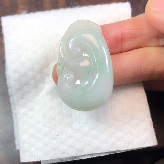 翡翠未镶嵌颈饰缅甸A货，每天下午1点半开播