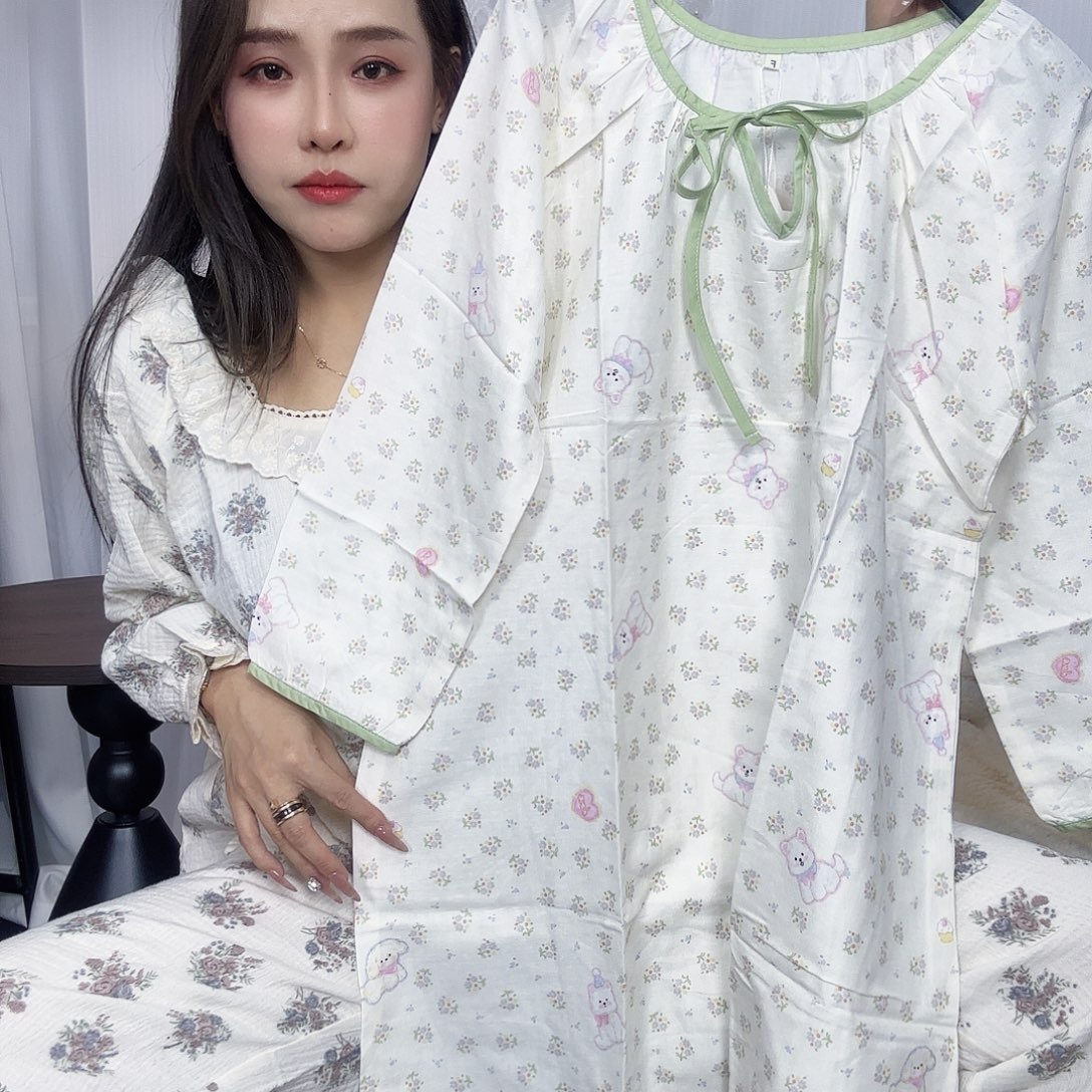 @***?三醋酯纤维碎花小狗睡裙