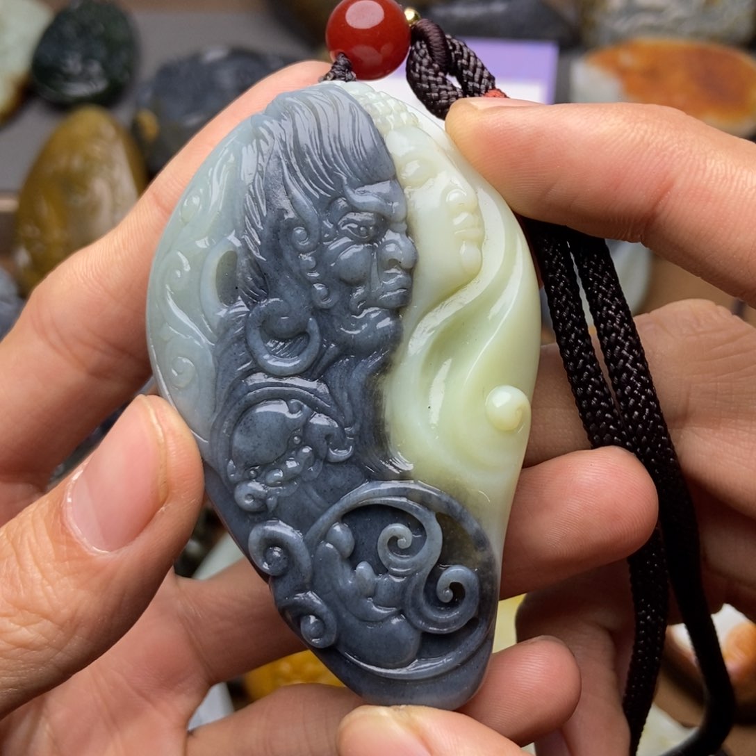 和田玉颈饰未镶嵌