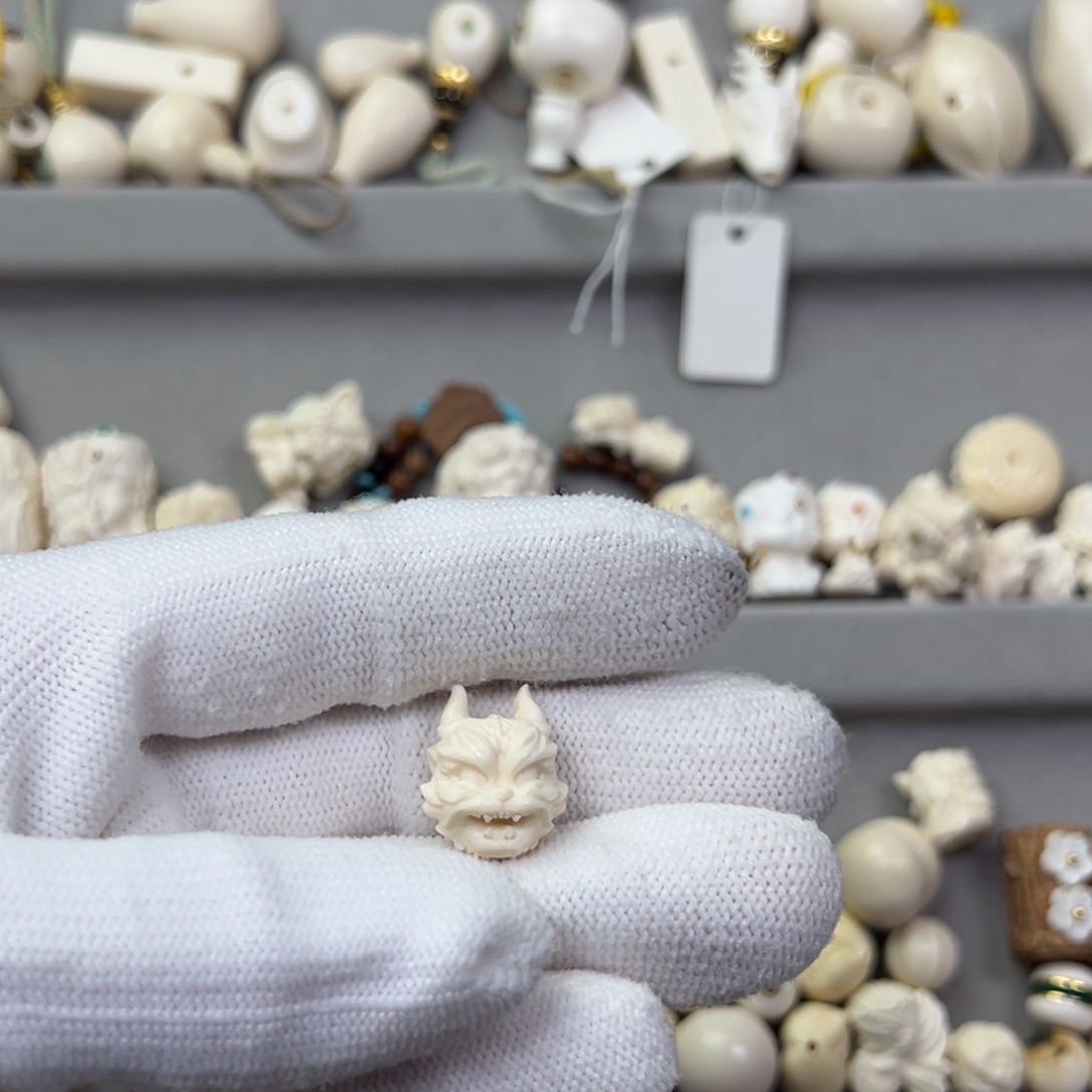 .***生猛犸象牙吊坠14mm龙霸王