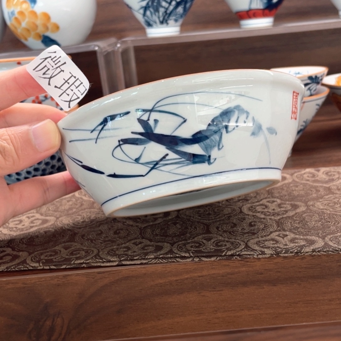 釉下手绘茶具微瑕