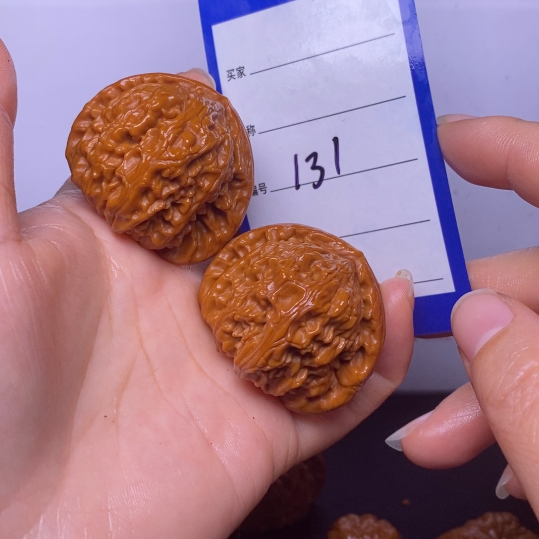 文玩核桃把件131/42白狮子