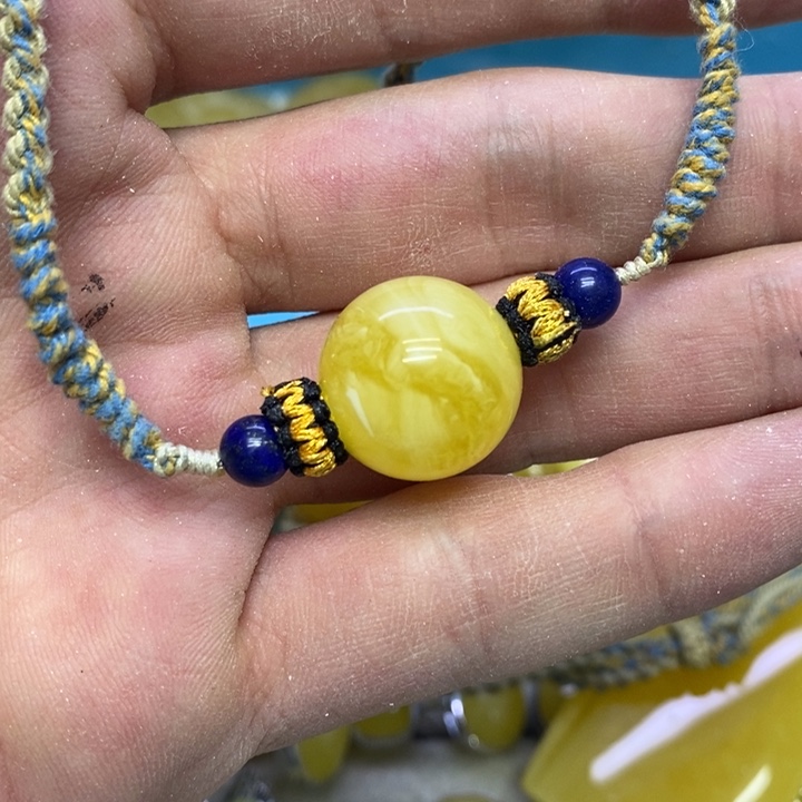 蜜蜡裸石未镶嵌珠