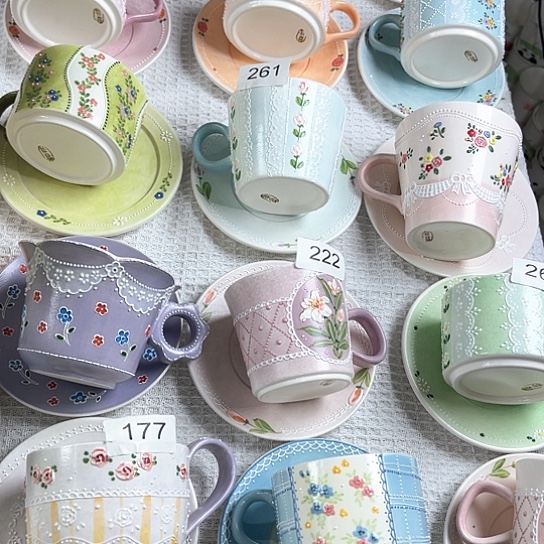 手绘高温釉下彩陶瓷