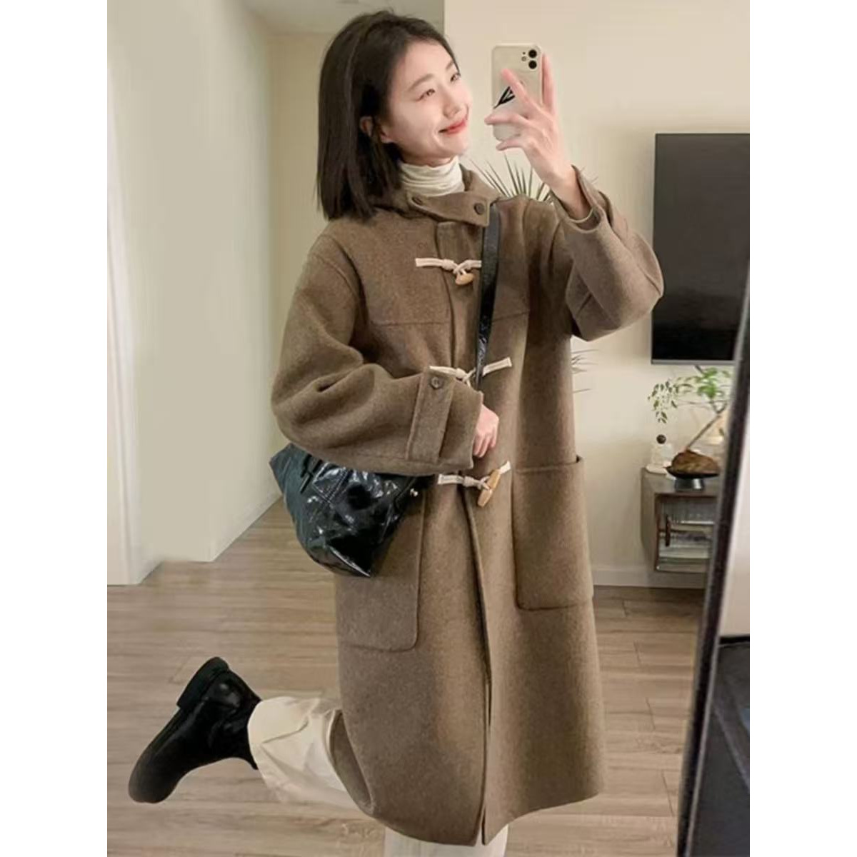 8047 M秋冬中长款过膝韩系高级感毛呢外套牛角扣呢子大衣女8238