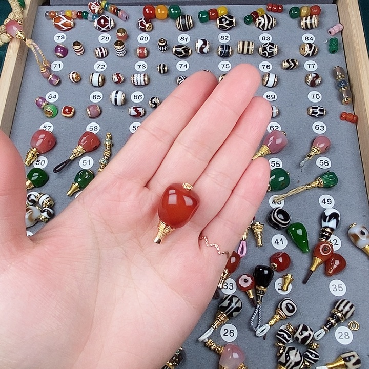 玛瑙/玉髓未镶嵌饰品