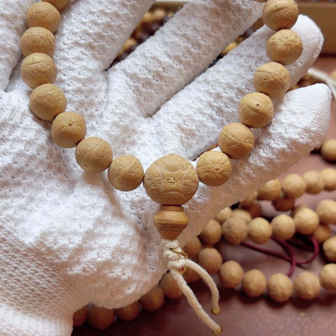 凤眼菩提手串t****h尼泊尔凤眼菩提手串21颗