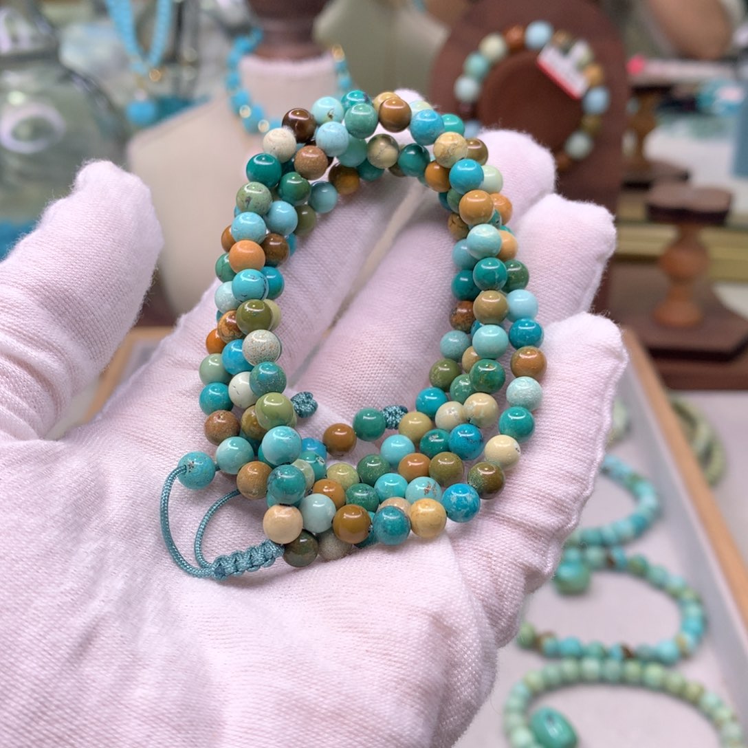 绿松石配饰未镶嵌