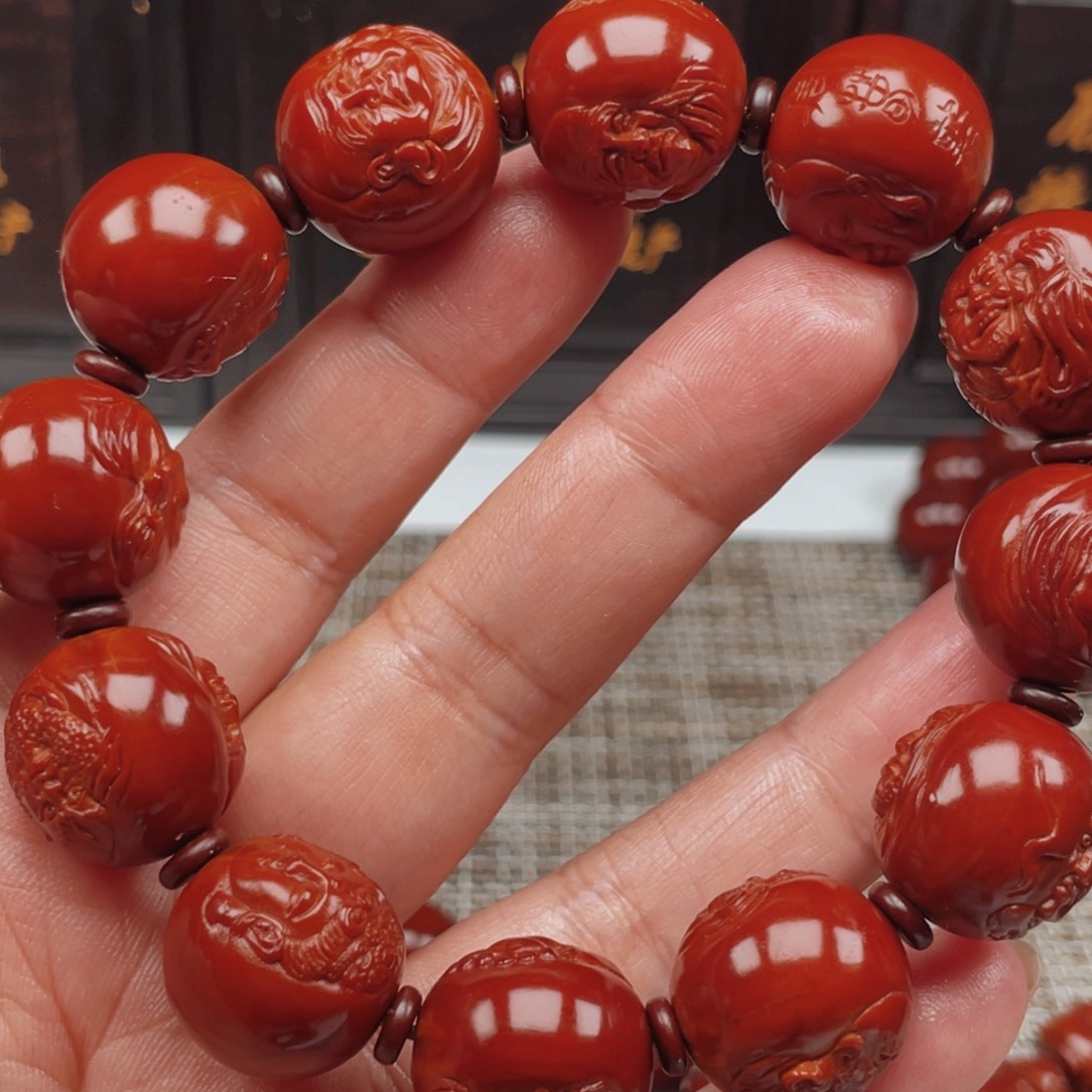 用***8橄榄核手串十八罗汉
