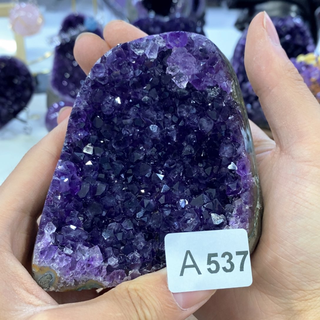 摆件摆件未镶嵌水晶