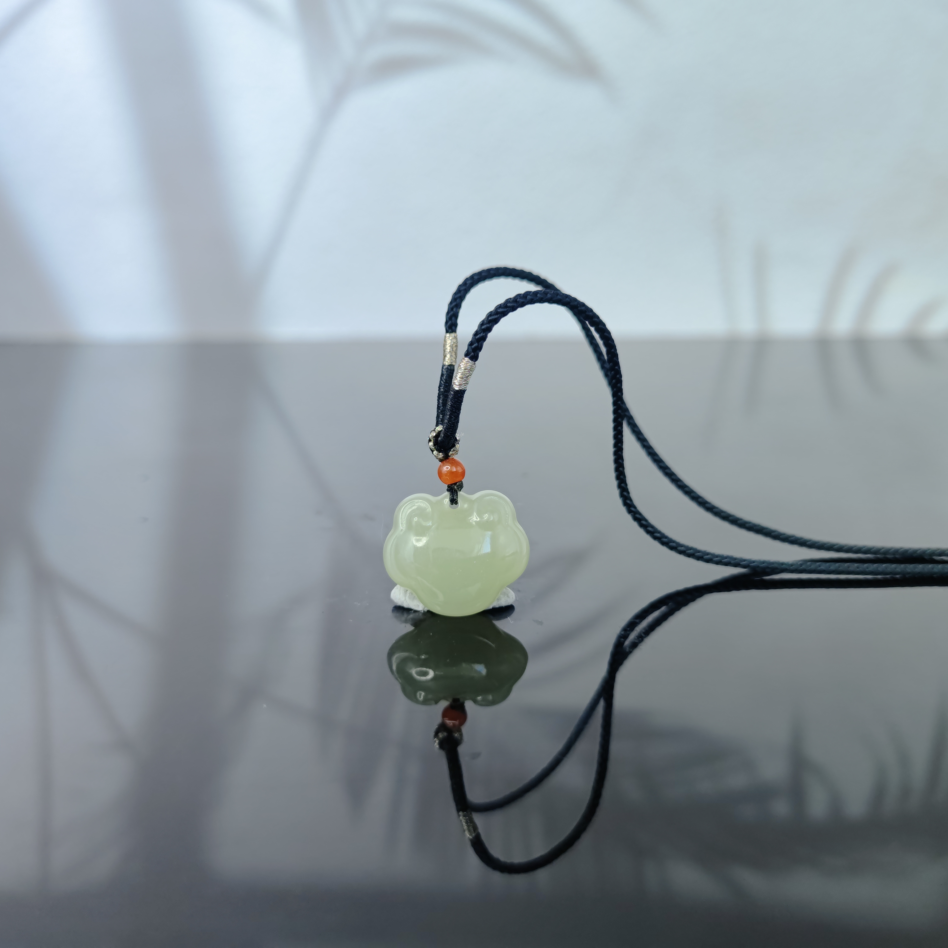 N和田玉平安锁吊坠3812