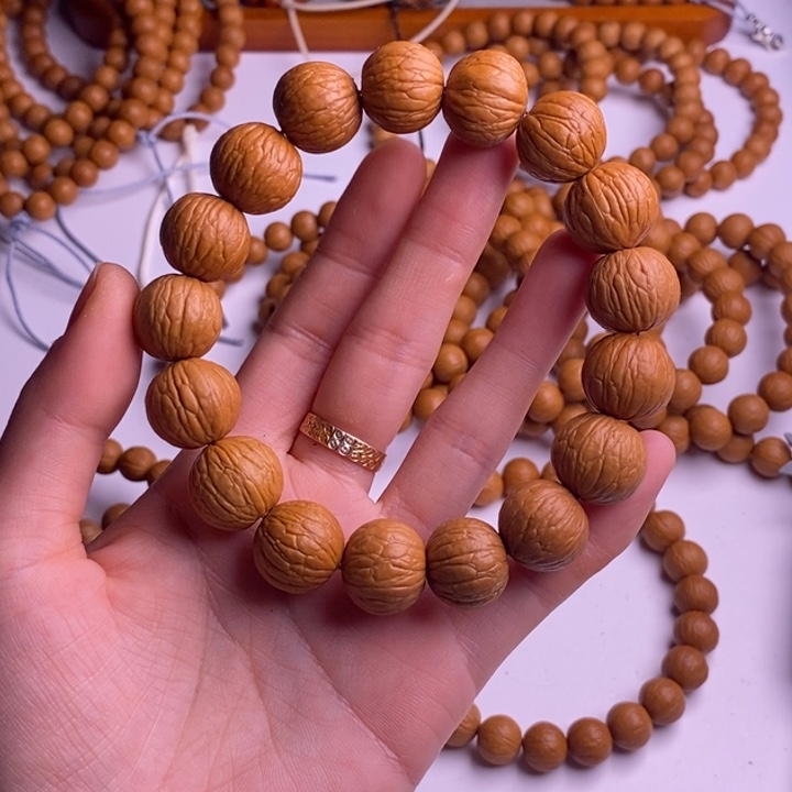 猴头核桃手串大盆子