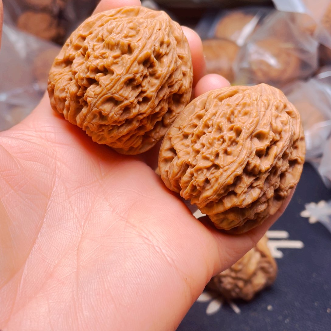 吊坠文玩核桃南疆石