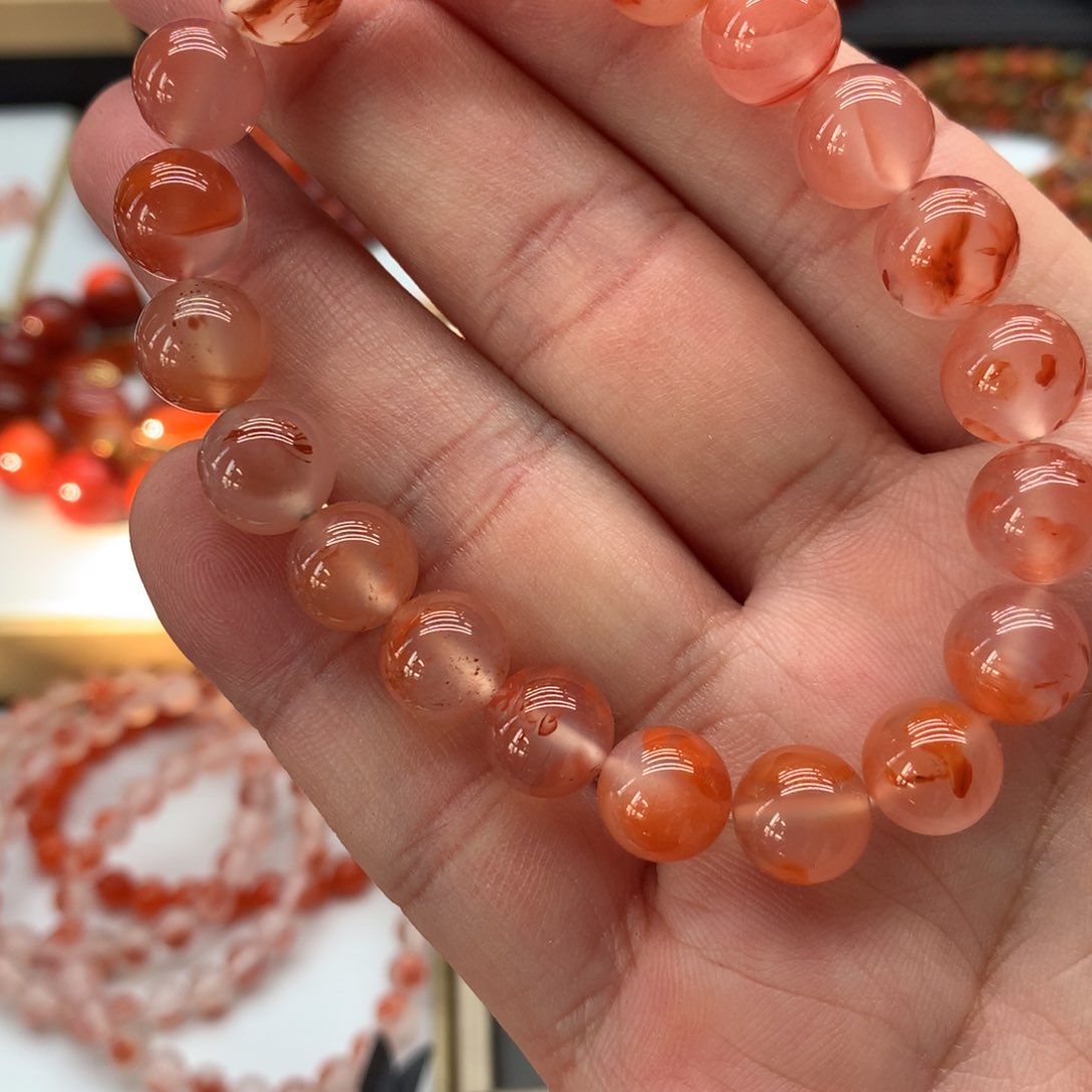 南红玛瑙手链，发货一个未镶嵌