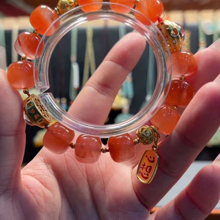 南红玛瑙合金手链