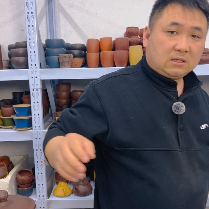 A**n宜兴紫砂壶宜兴紫砂壶