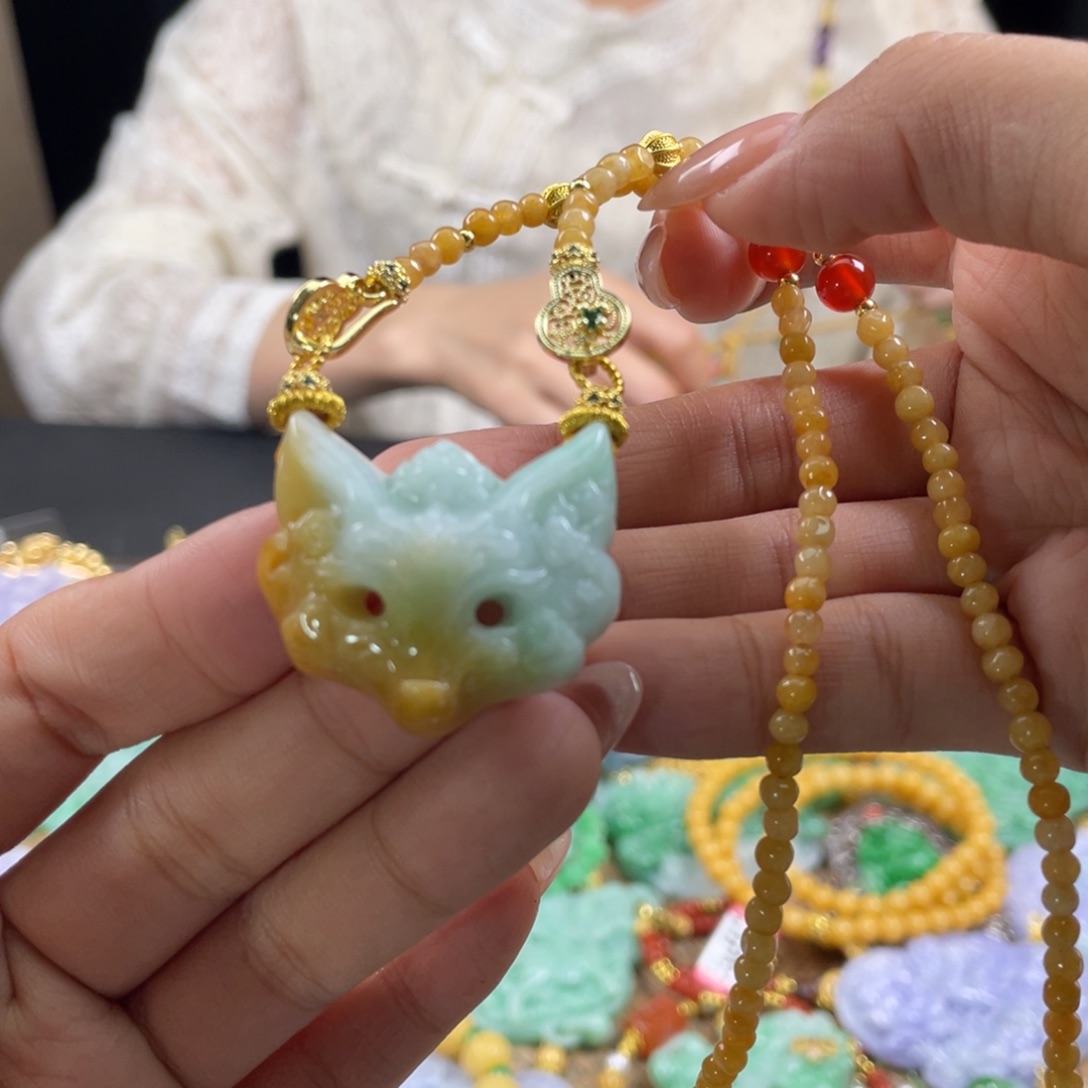 翡翠未镶嵌颈饰代编织