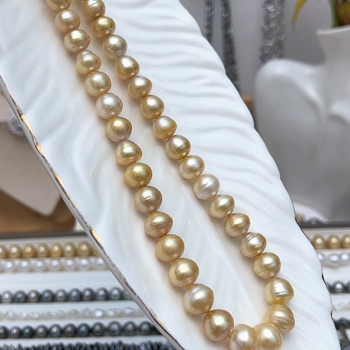 未镶嵌海水珍珠颈饰