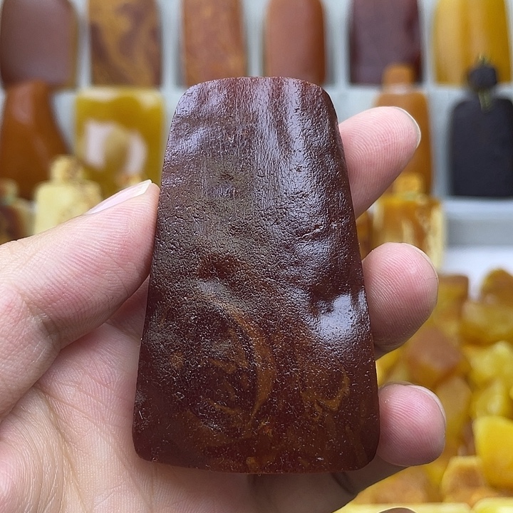 未镶嵌定制琥珀牌子