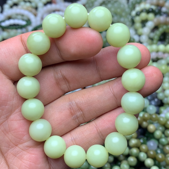 和田玉未镶嵌手串新疆若羌料