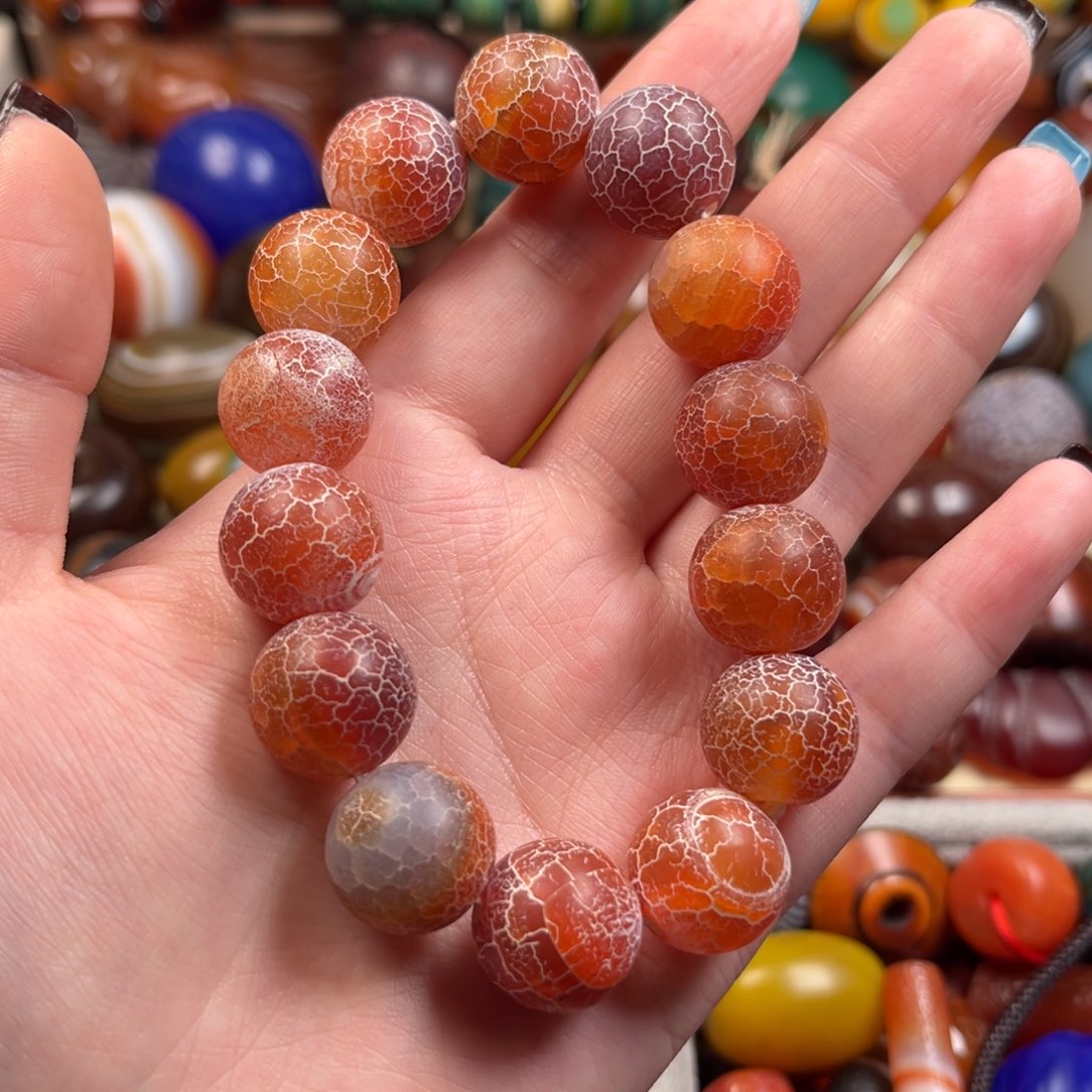 玛瑙/玉髓颈饰未镶嵌