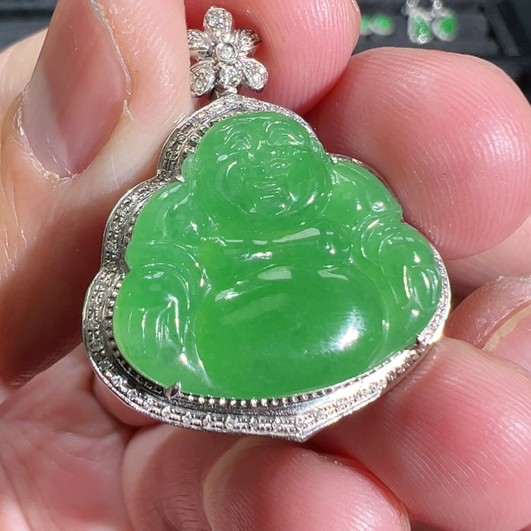 【闪购商品】翡翠吊坠(不含链)18K金镶嵌
