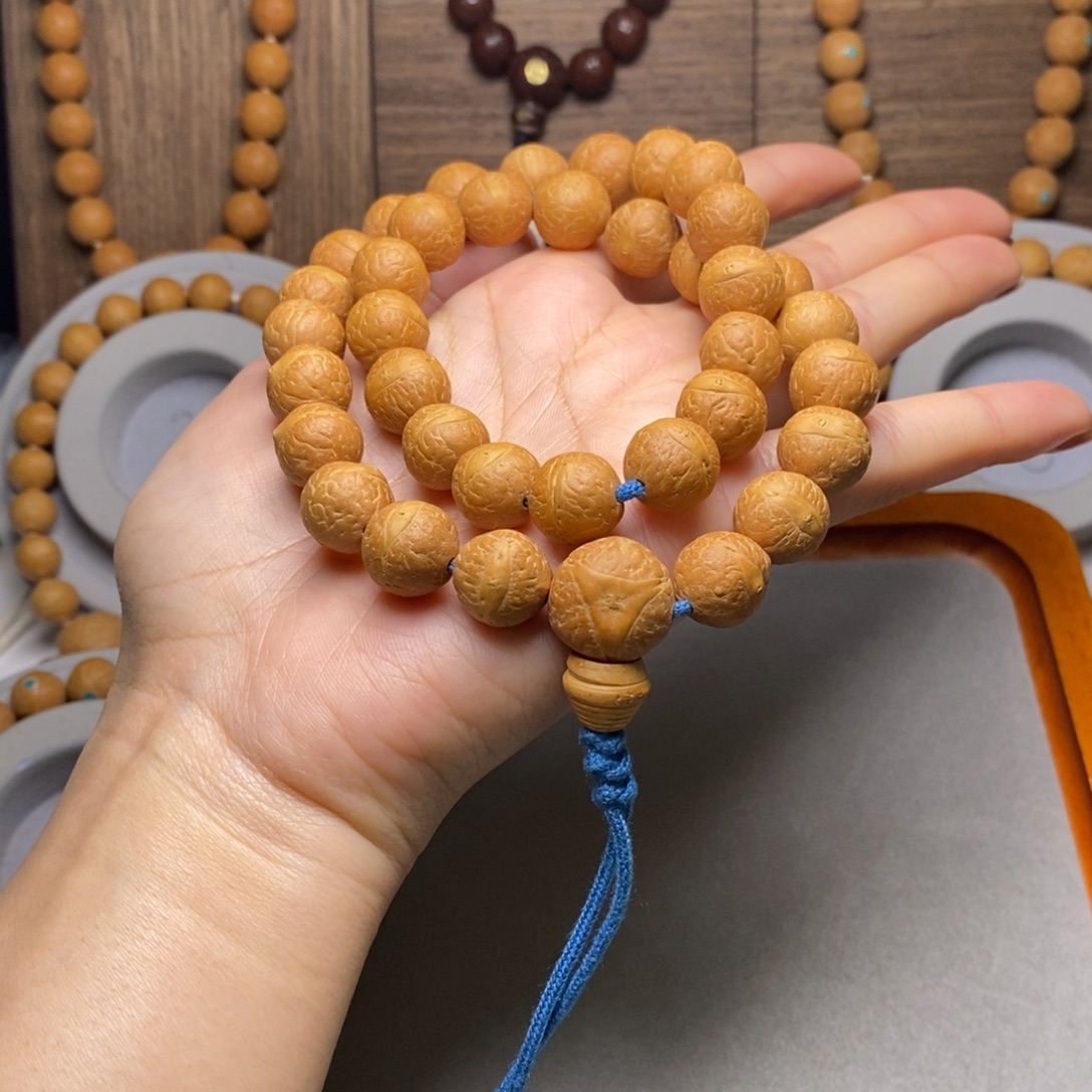 凤眼菩提吊坠12.5手持36颗