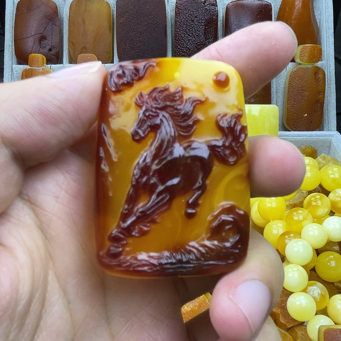 定制蜜蜡未镶嵌马牌