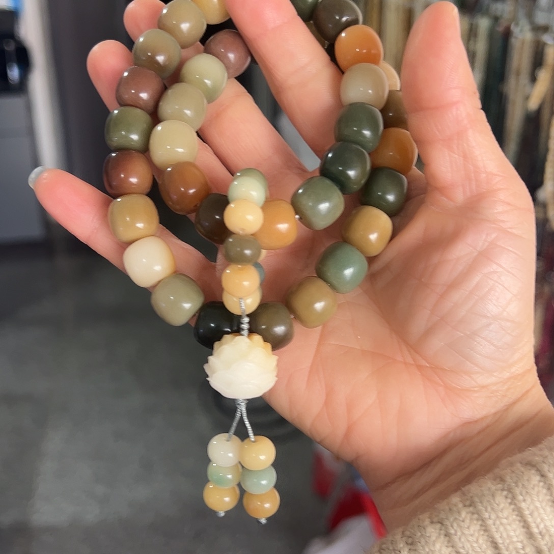 吊坠白玉菩提12×13