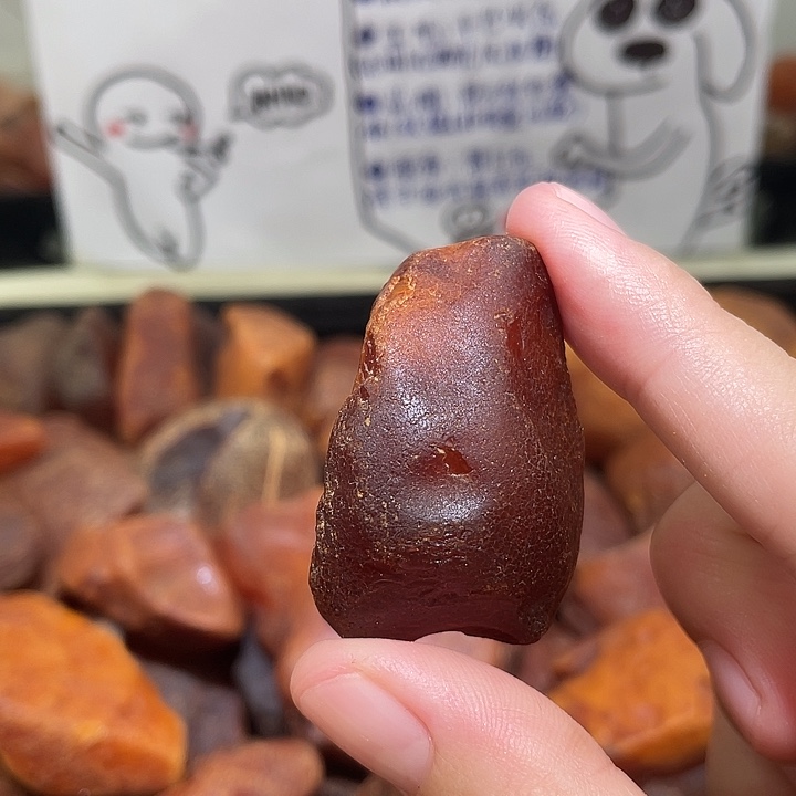 裸石琥珀未镶嵌花蜡吊坠滴溜