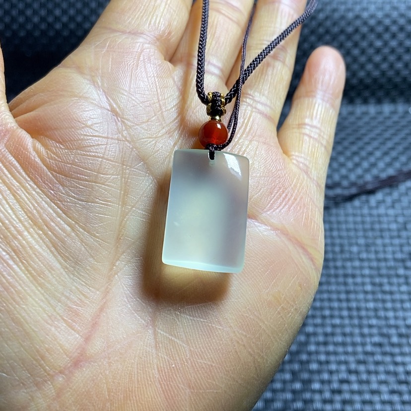 【闪购商品】未镶嵌蛇纹石玉颈饰