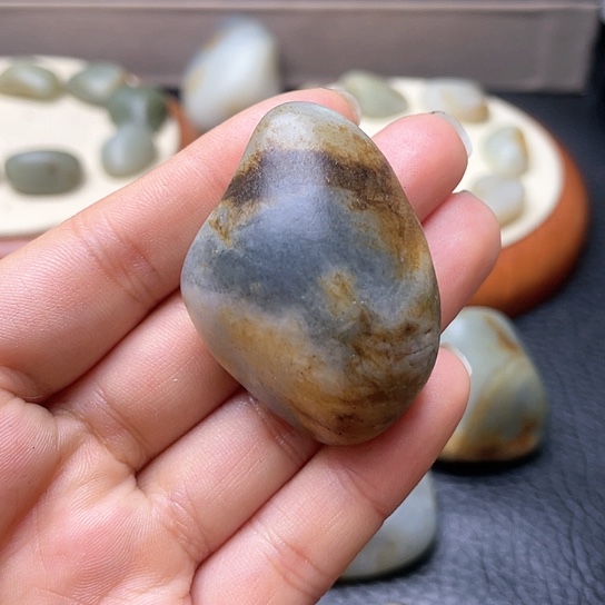 和田玉颈饰未镶嵌23