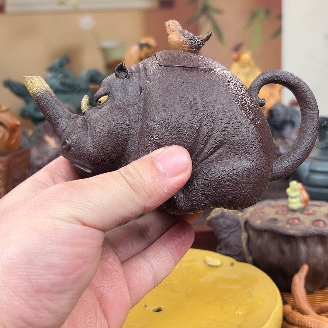 紫砂茶壶军**哥犀牛好健康啦啦啦啦