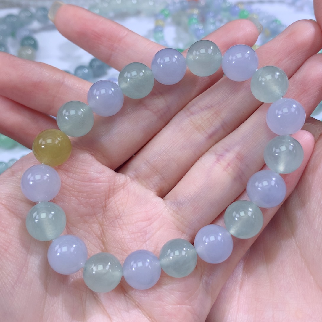 翡翠手链未镶嵌翡翠