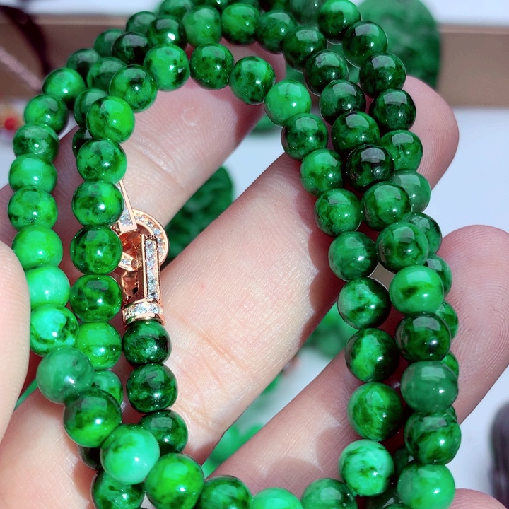 翡翠未镶嵌毛衣链