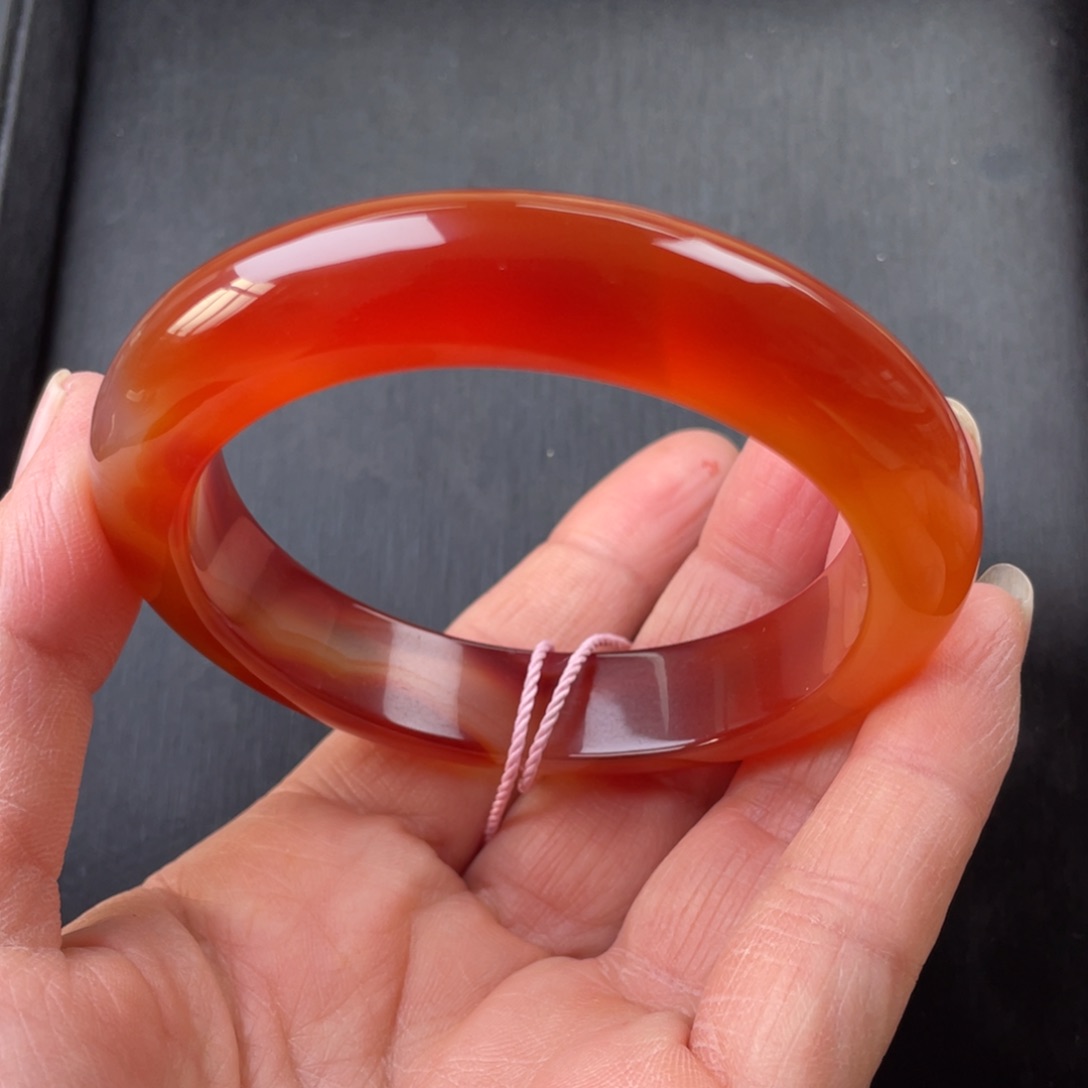 玛瑙/玉髓手镯未镶嵌56圈口