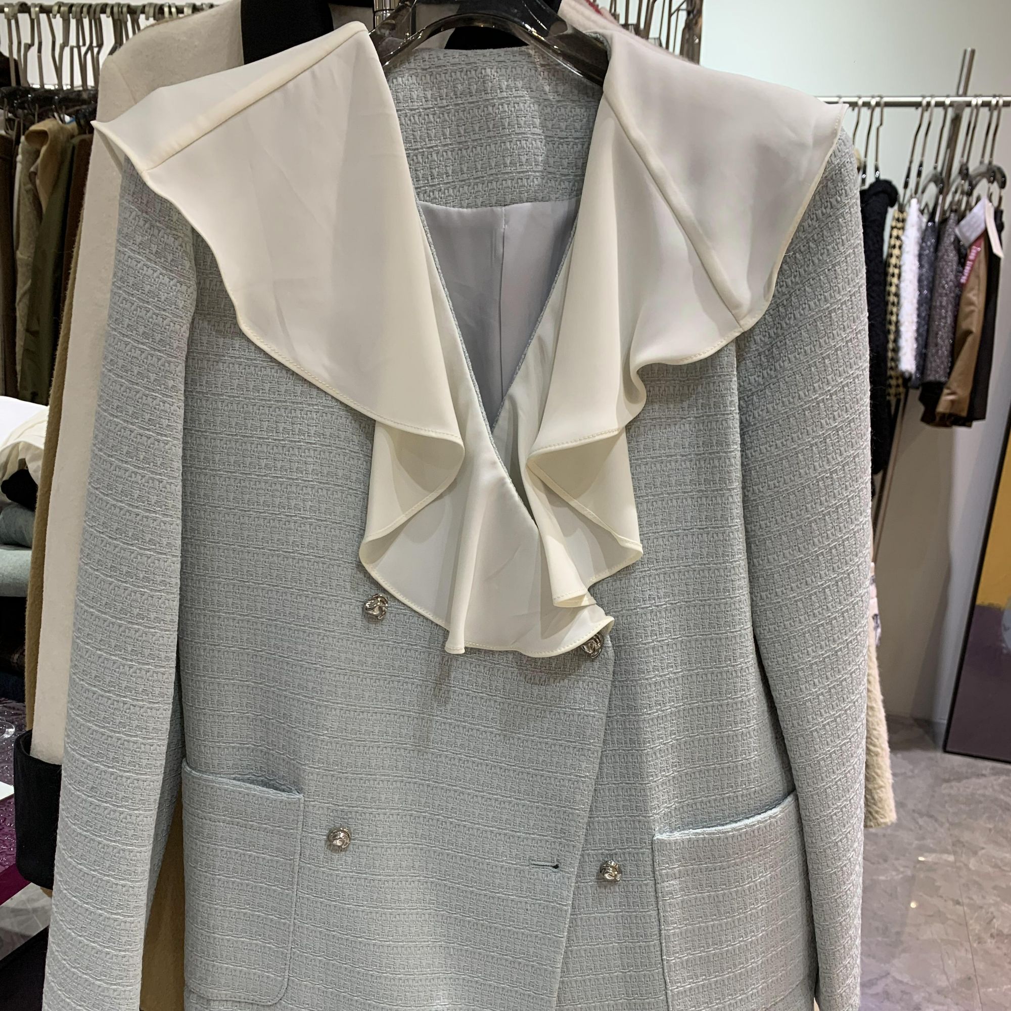 荷叶大翻领外套天蓝色