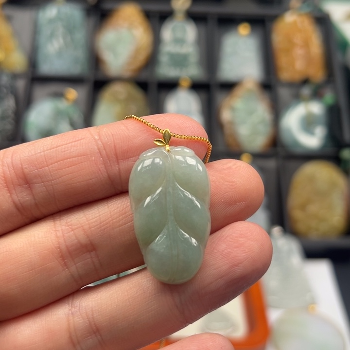 翡翠18K金镶嵌手链天然翡翠a货翡翠叶子