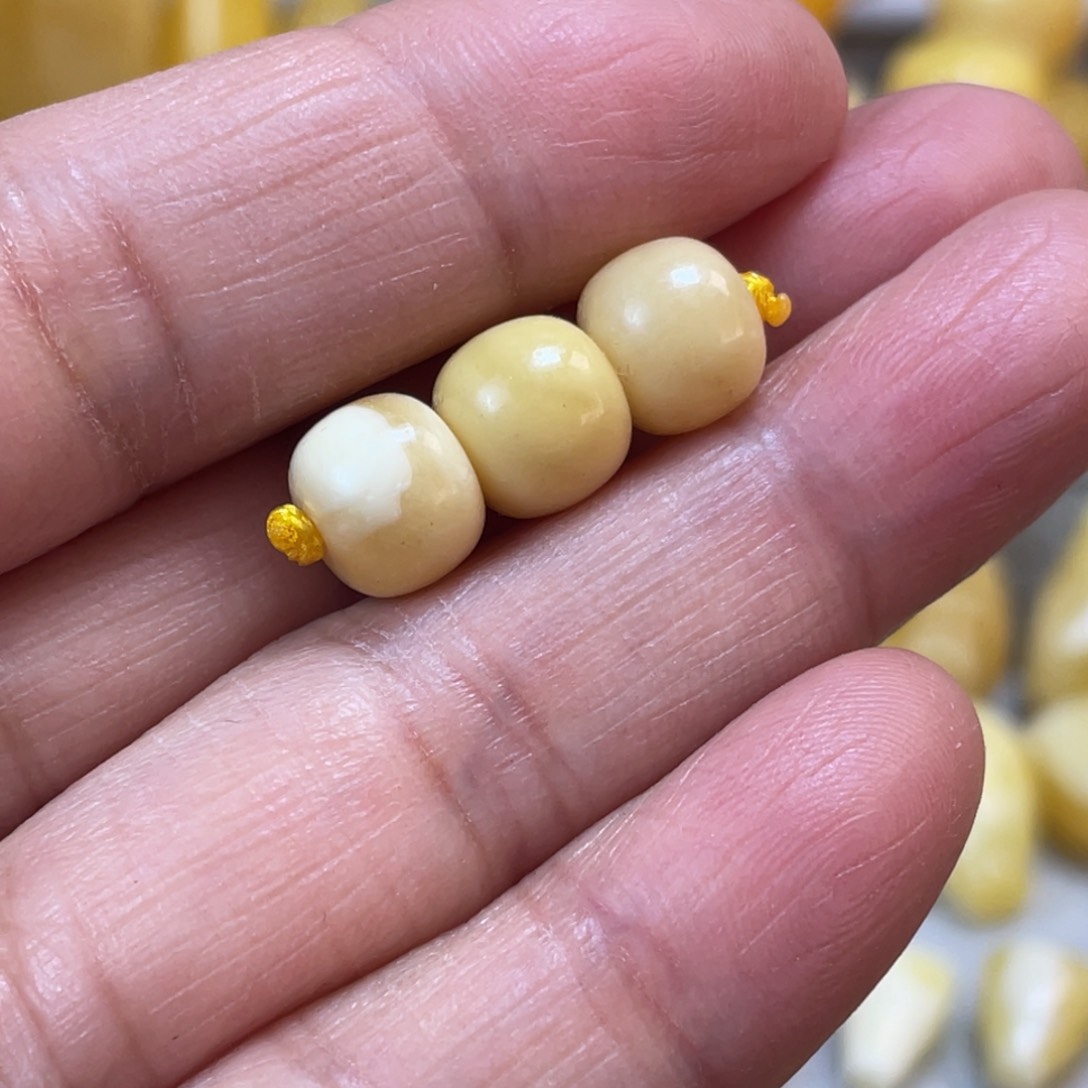 【闪购商品】裸石蜜蜡未镶嵌59杂