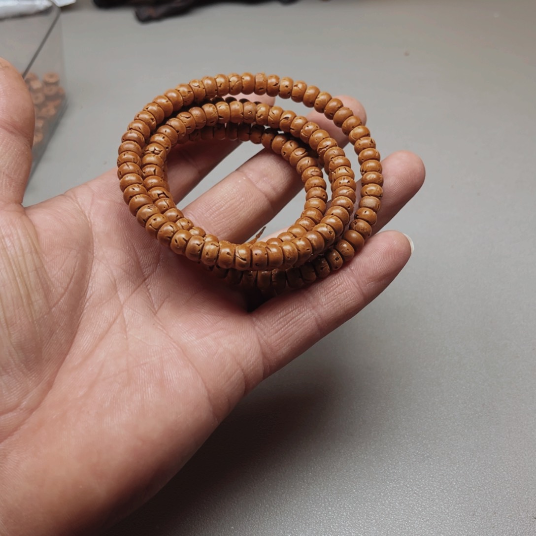 桃核吊坠二**鸭桃核光柱t