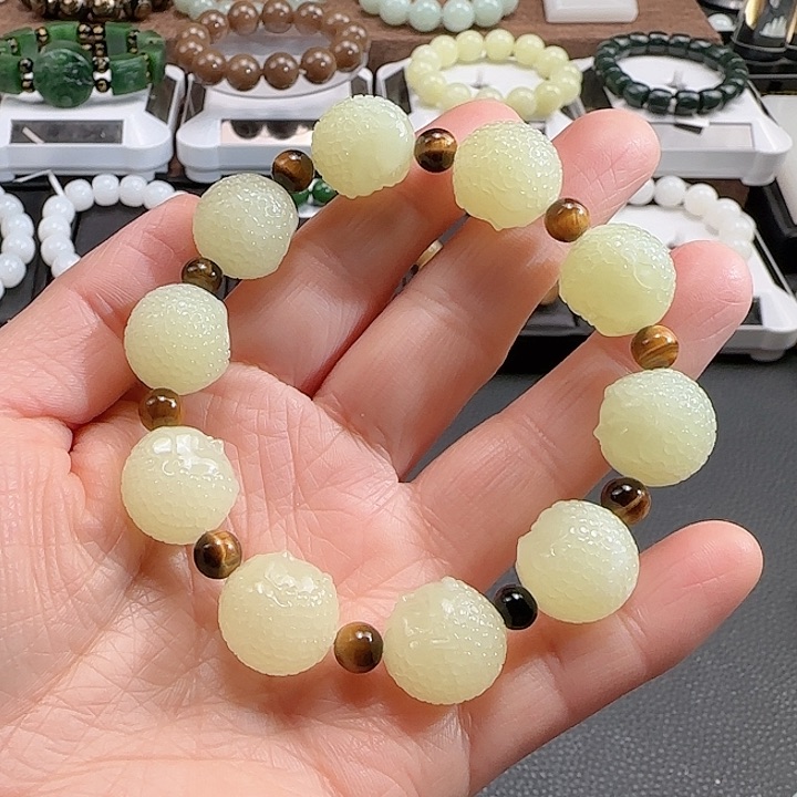 和田玉手串未镶嵌