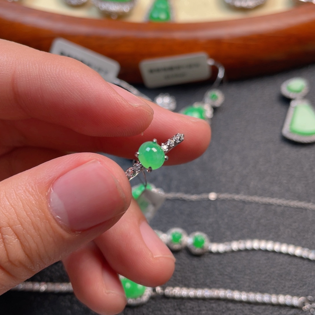 翡翠吊坠(不含链)银S925镶嵌