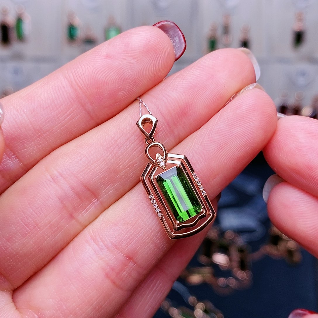 碧玺吊坠碧玺18K金镶嵌