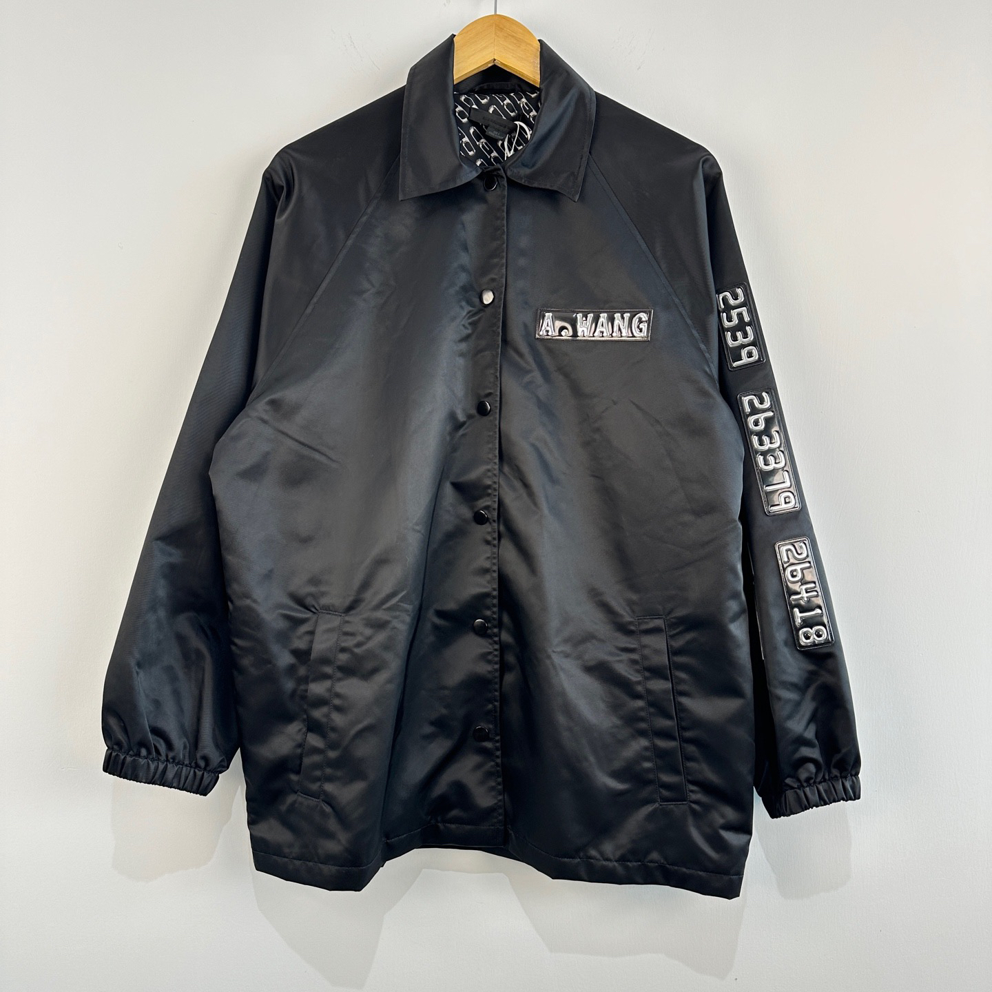 未使用 ALEXANDER WANG 亚历山大王贴标尼龙夹克外套 S码