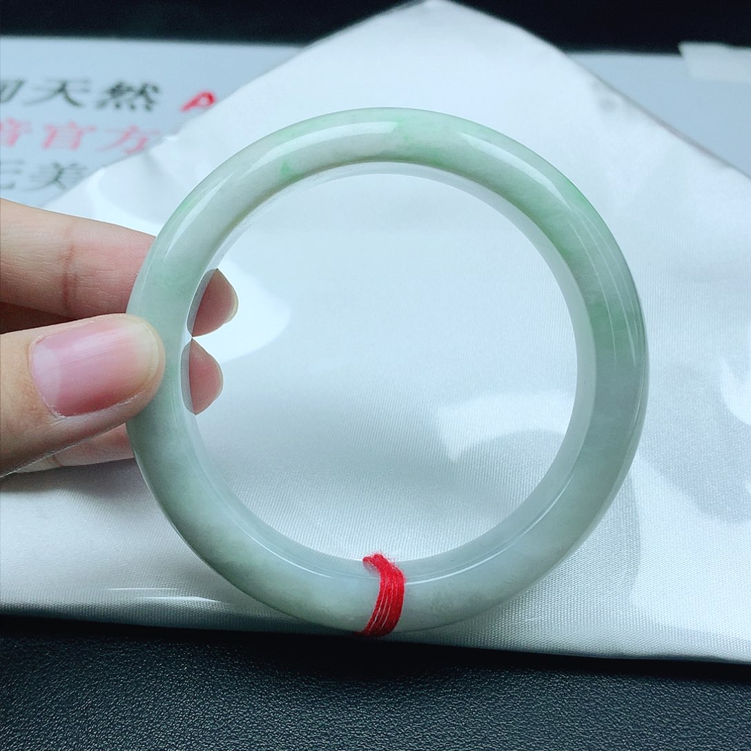 翡翠手镯未镶嵌圈56